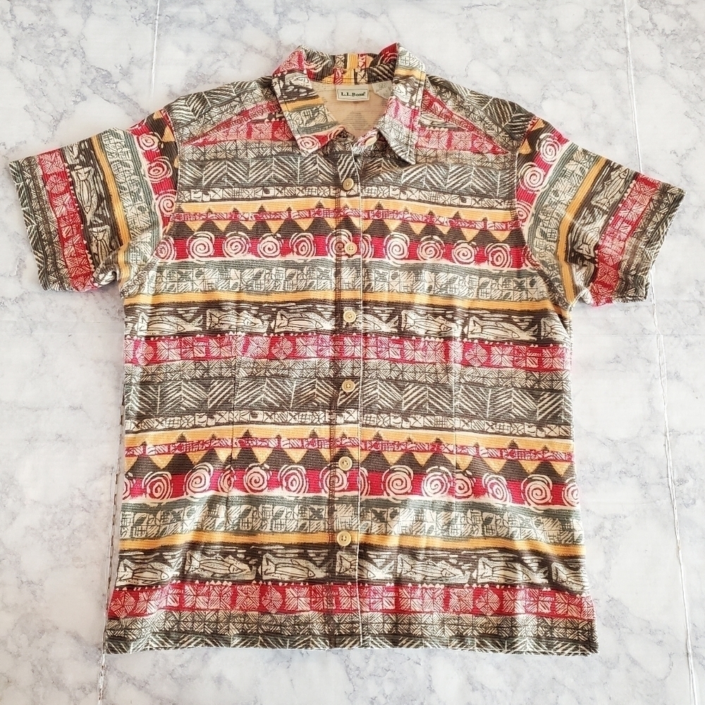 VINTAGE L.L. Bean Shirt Womens Medium Button Up Tribal Green Red Short Sleeve